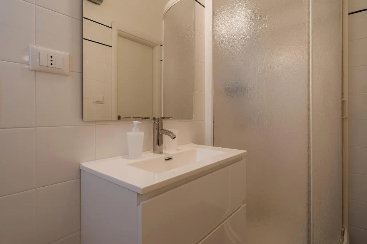 Appartement Tra I Tetti Di Campetto, Attico Con Terrazzo E Ascensore E Parcheggio Gratuito Gênes