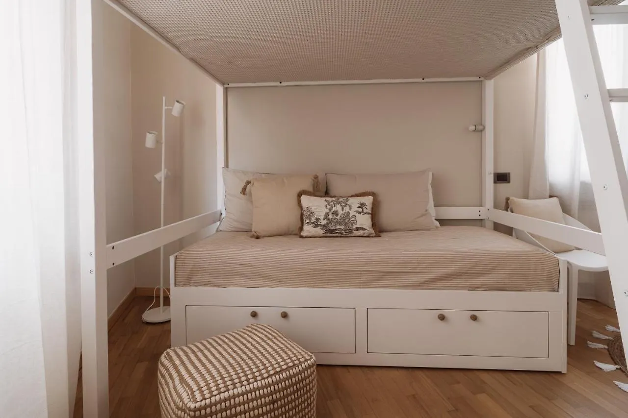 アパート Tra I Tetti Di Campetto, Attico Con Terrazzo E Ascensore E Parcheggio Gratuito ジェノヴァ